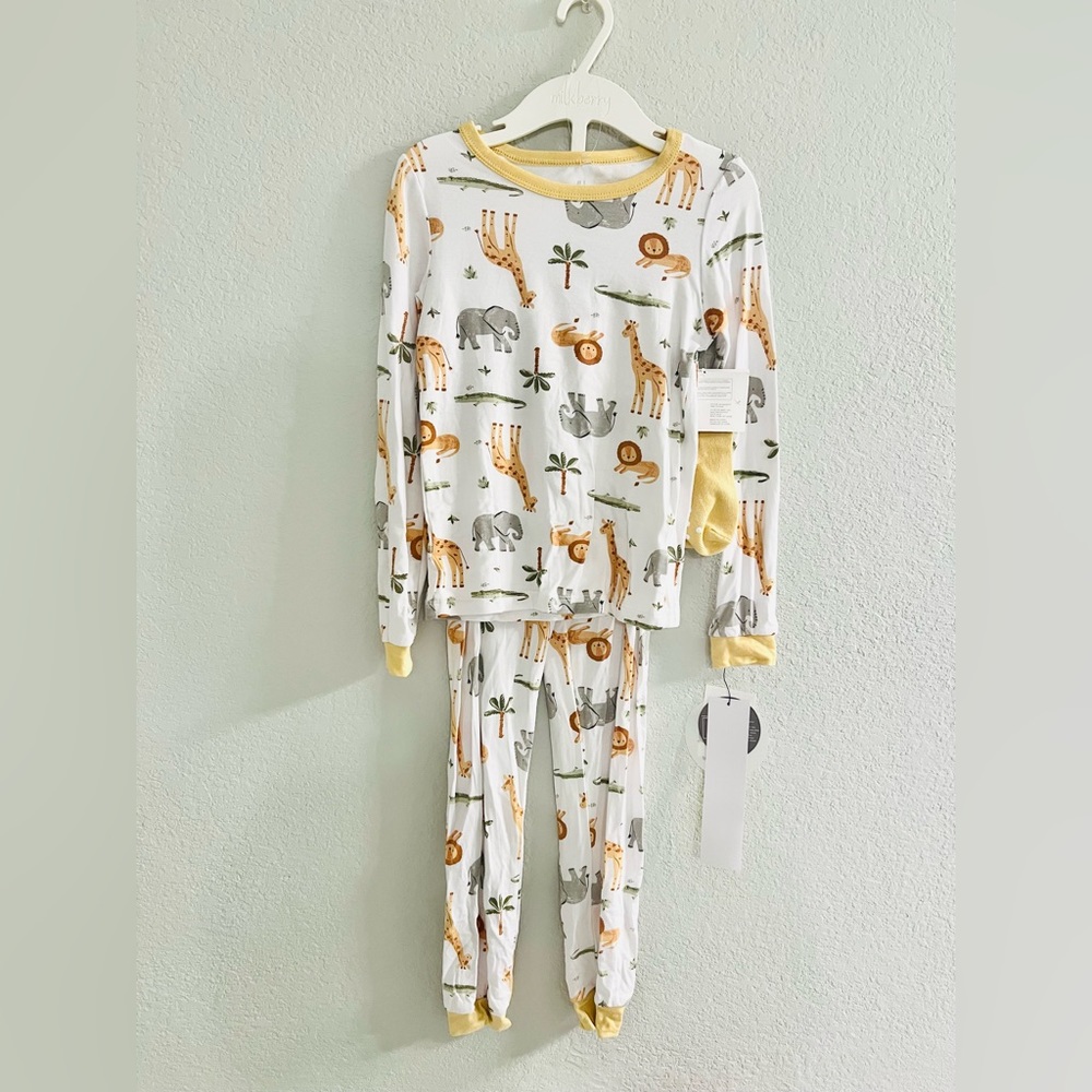 NWT Milkberry Bamboo Pajama Set Safari Animals 5T sensitive skin little sleepies